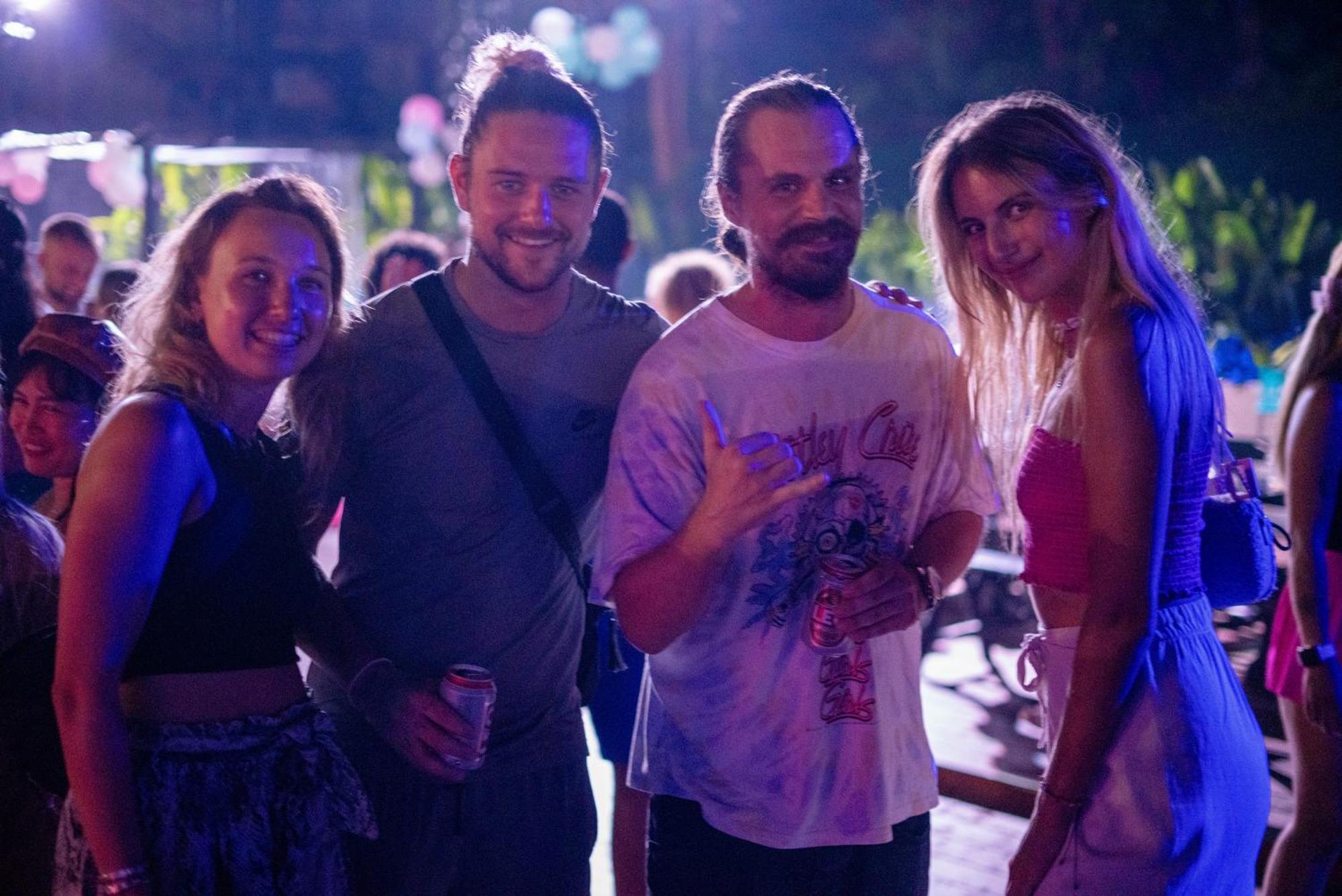 Nomads Koh Tao Hostel ภายนอก รูปภาพ